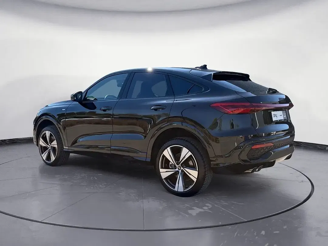Audi Q5 - Thumbnail 4