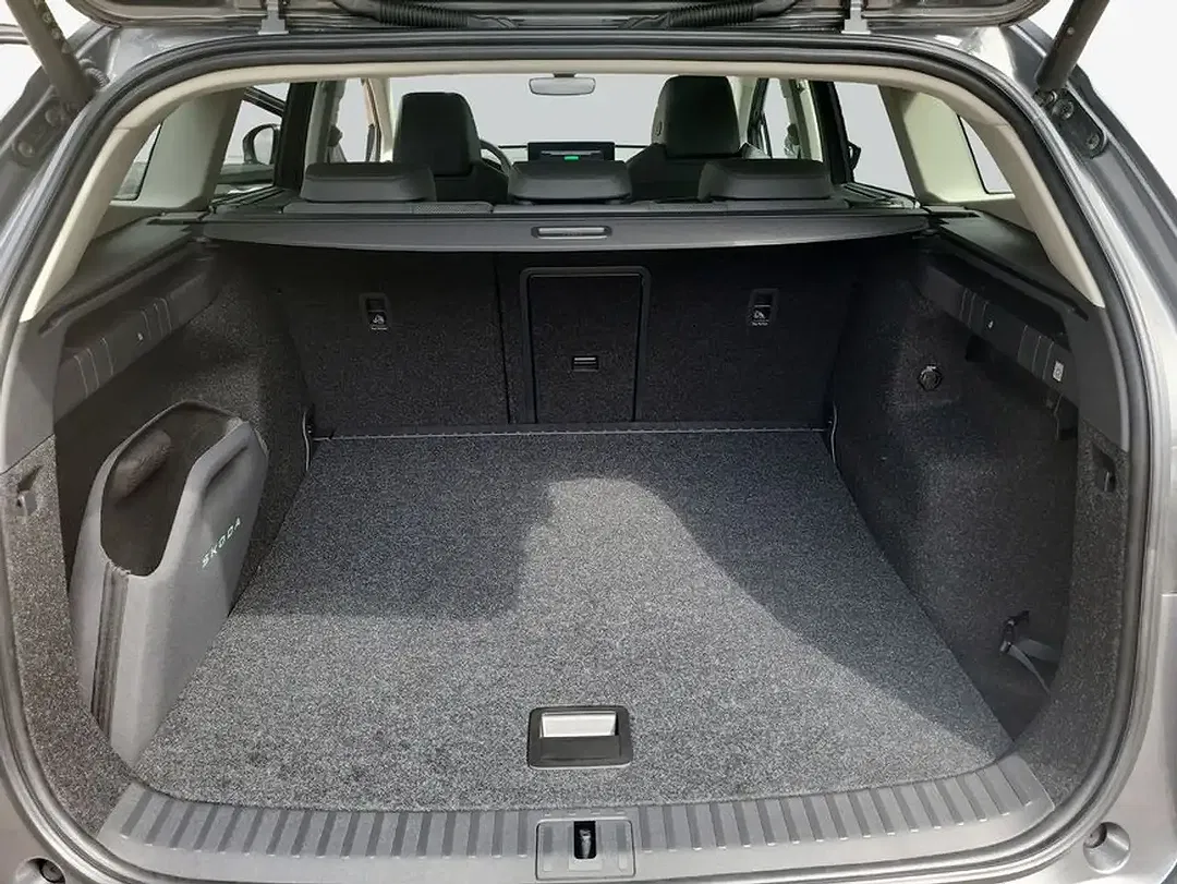 Skoda Enyaq - Thumbnail 9