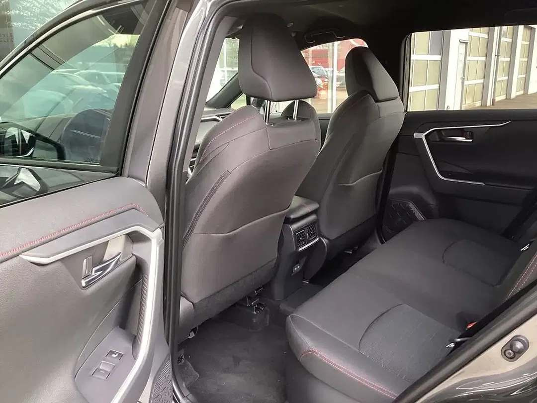 Toyota RAV 4 - Thumbnail 7