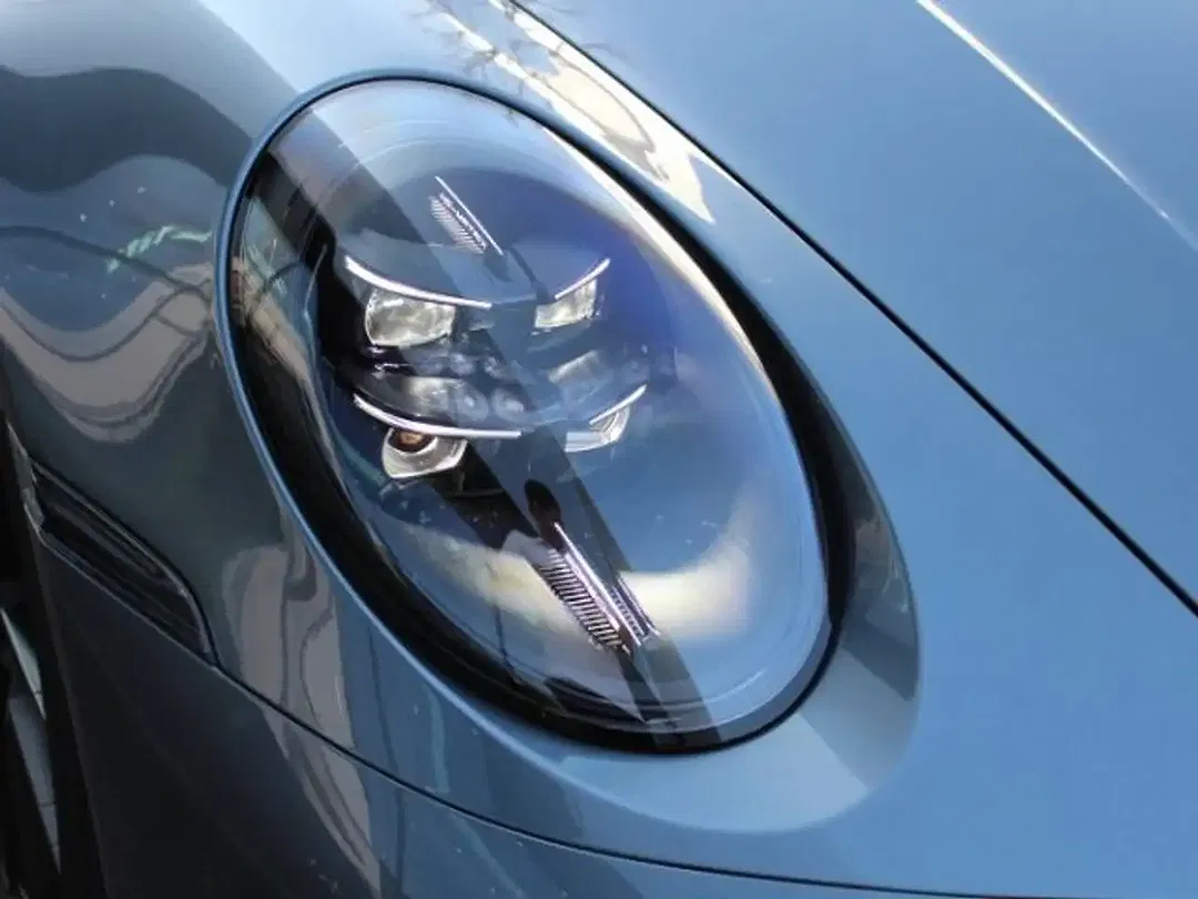 Porsche 992 - Thumbnail 7