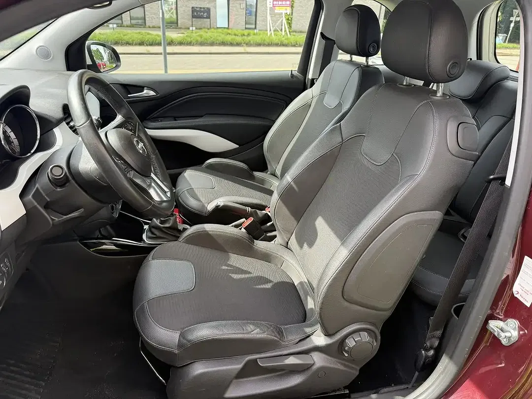 Opel Adam - Thumbnail 7