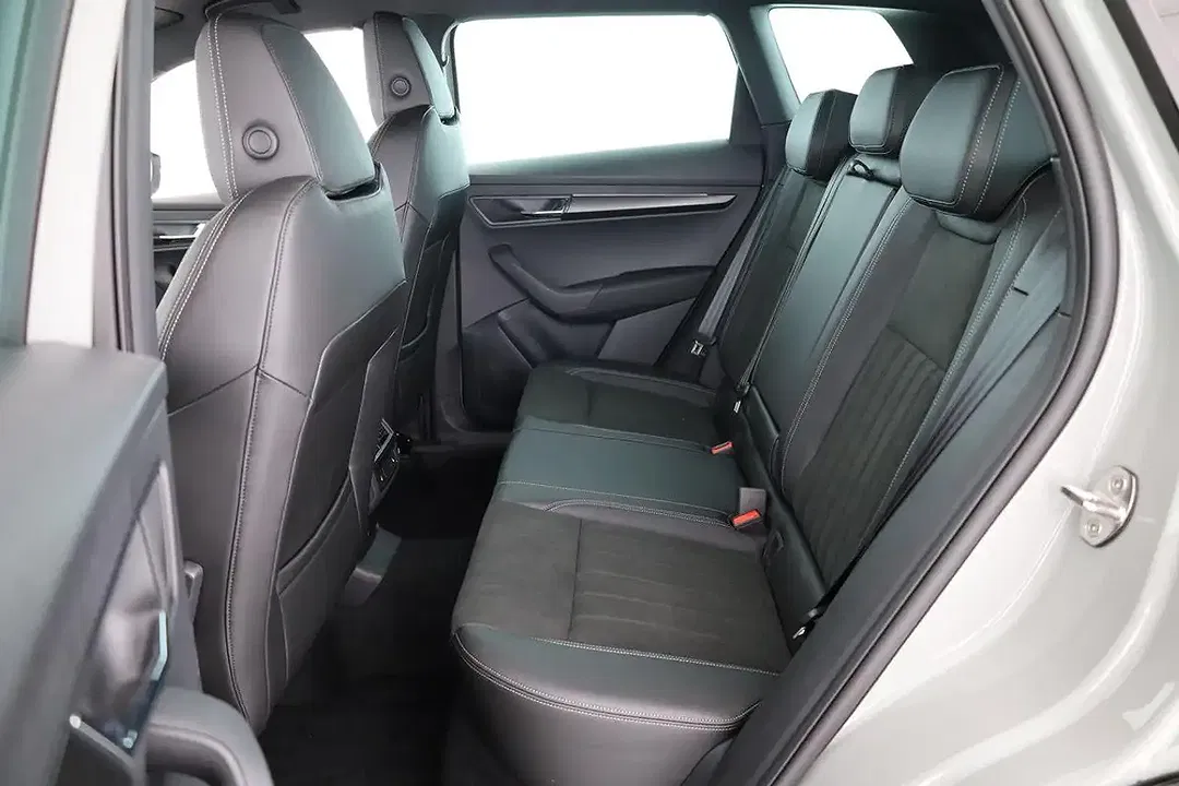 Skoda Karoq - Thumbnail 12