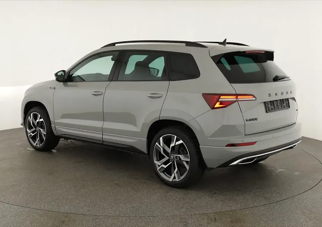 Skoda Karoq - Thumbnail 4