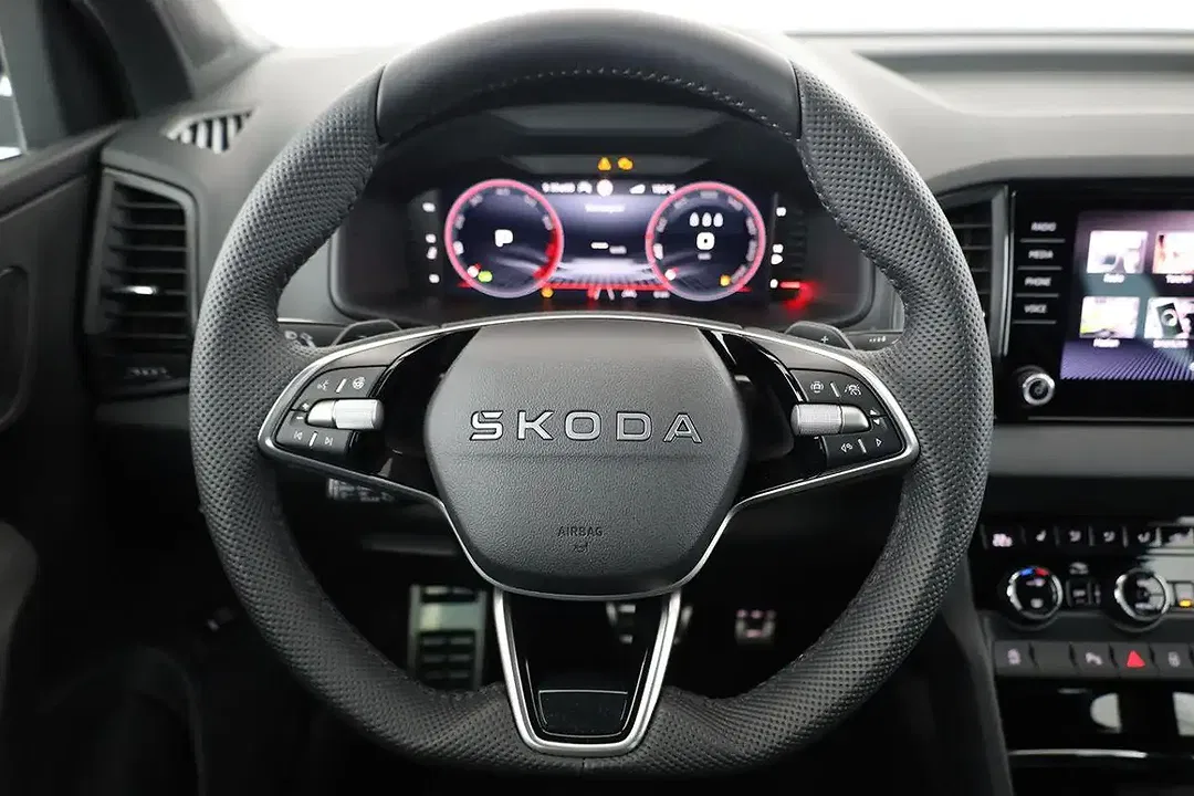Skoda Karoq - Thumbnail 6