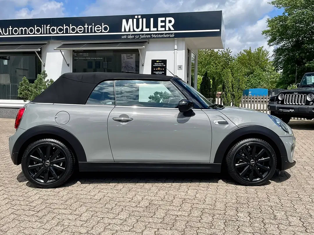 MINI Cooper Cabrio - Thumbnail 11