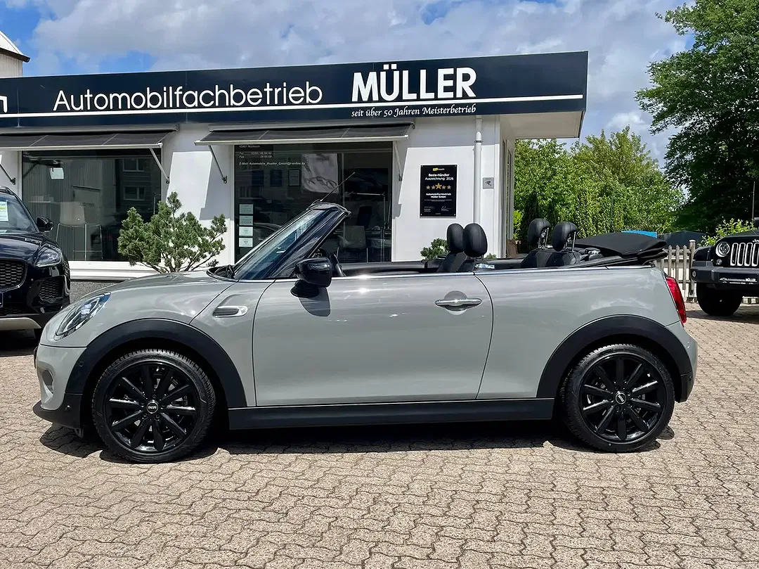 MINI Cooper Cabrio - Thumbnail 3