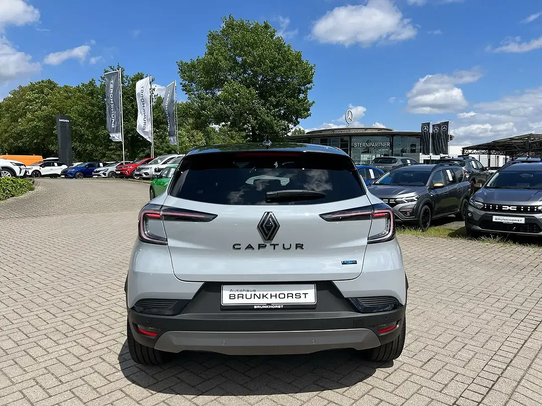 Renault Captur - Thumbnail 2