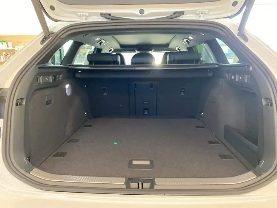 Skoda Superb - Thumbnail 9