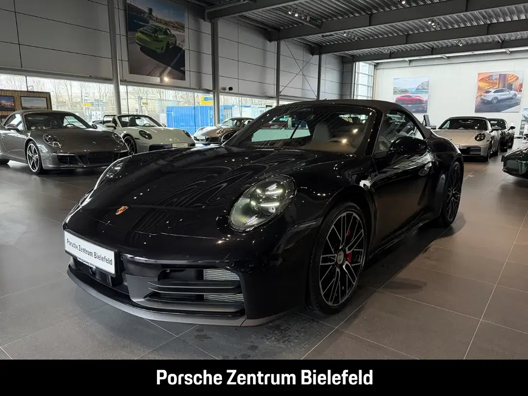 Porsche 992 - Thumbnail 1