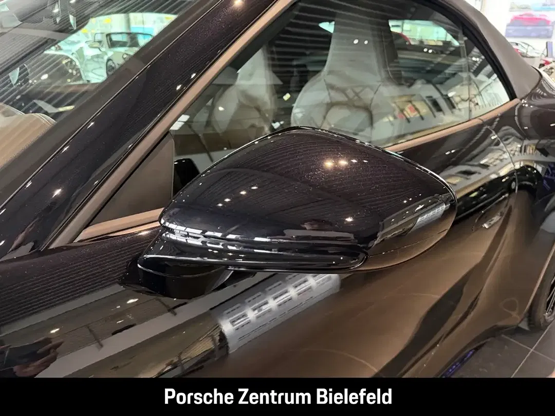 Porsche 992 - Thumbnail 12