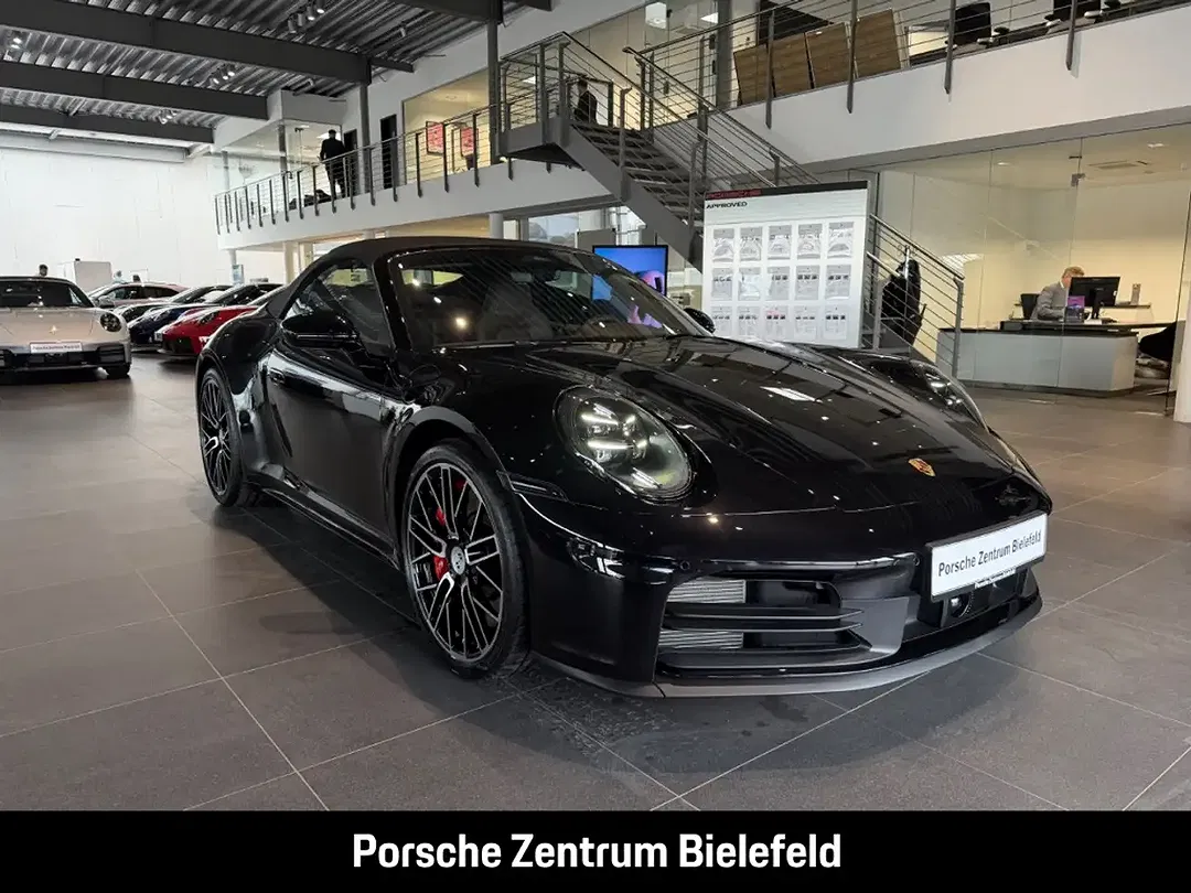 Porsche 992 - Thumbnail 8