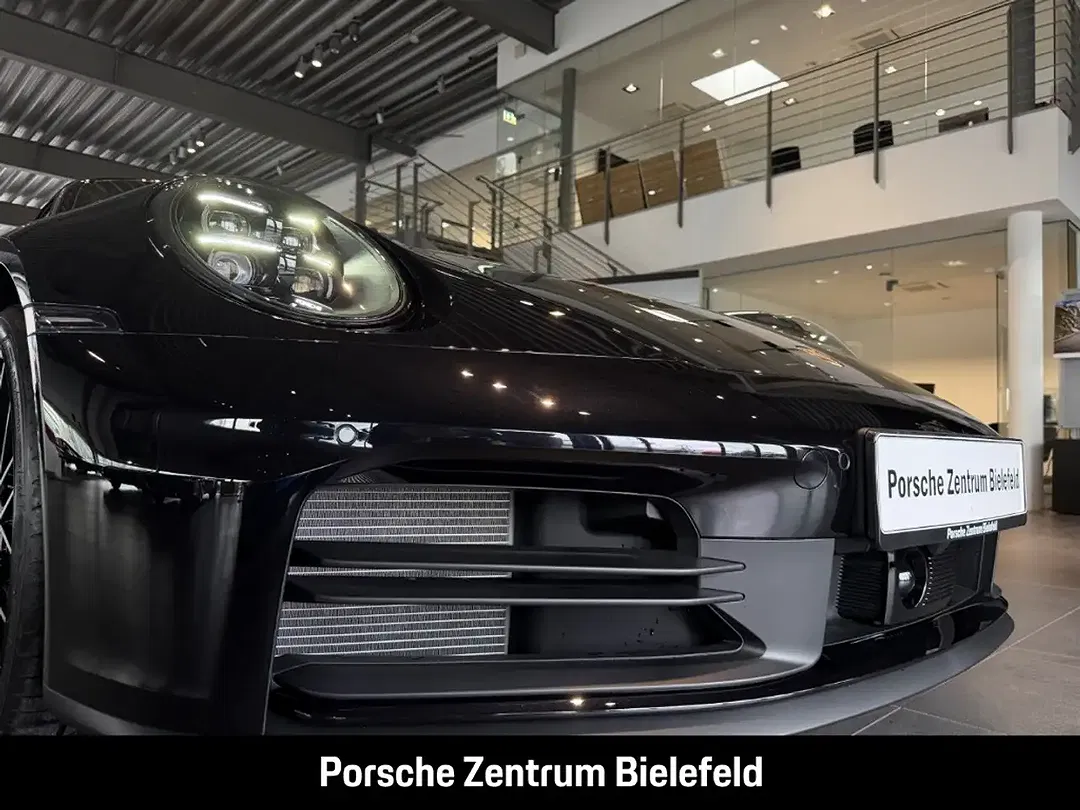Porsche 992 - Thumbnail 9