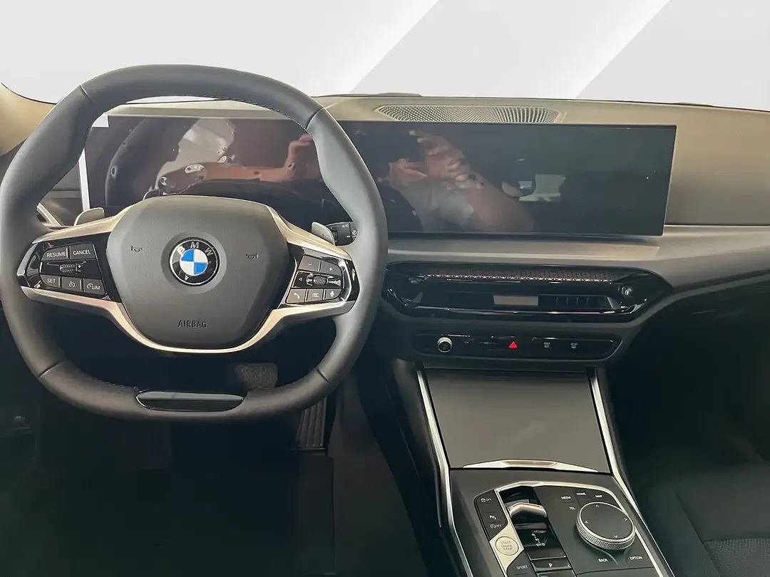 BMW 318 - Thumbnail 8