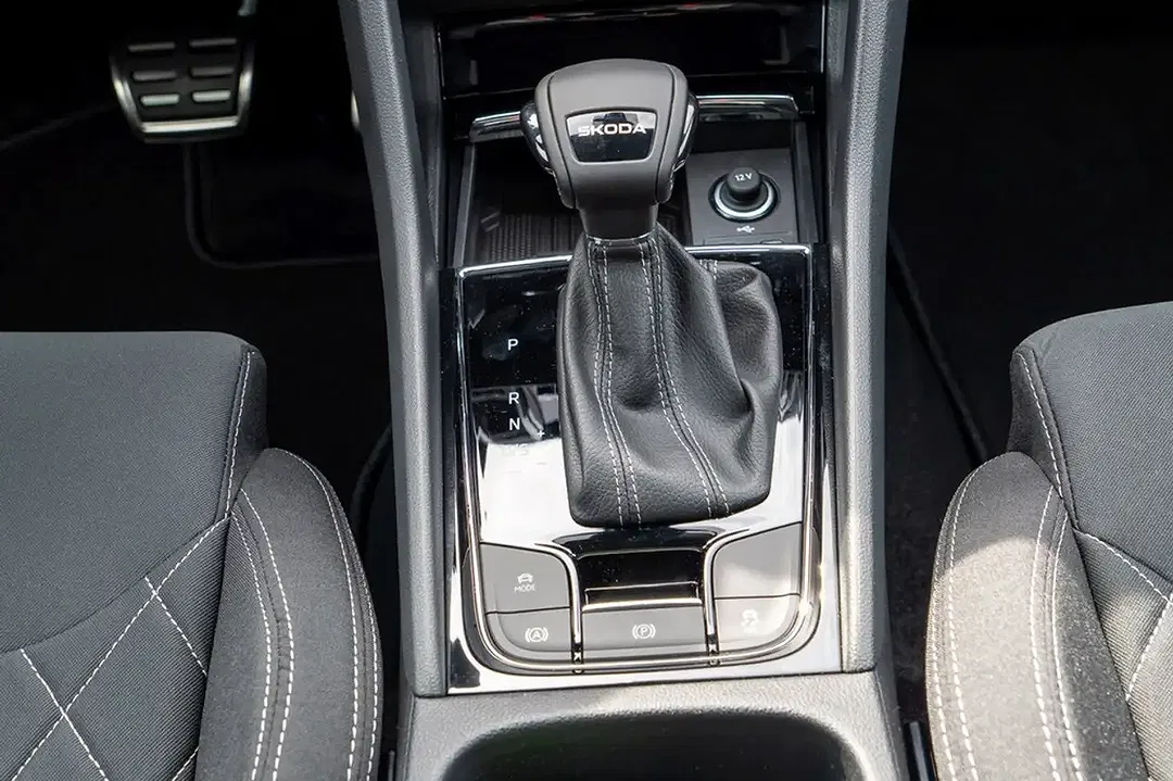 Skoda Karoq - Thumbnail 14
