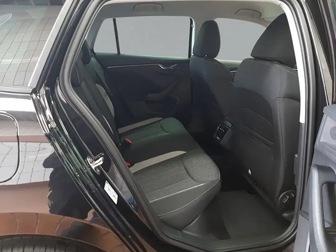 Skoda Scala - Thumbnail 8
