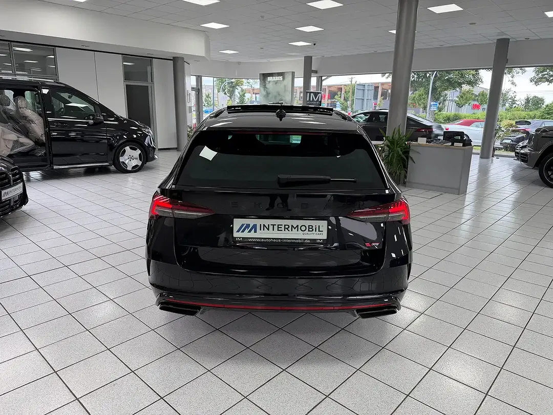 Skoda Octavia - Thumbnail 5