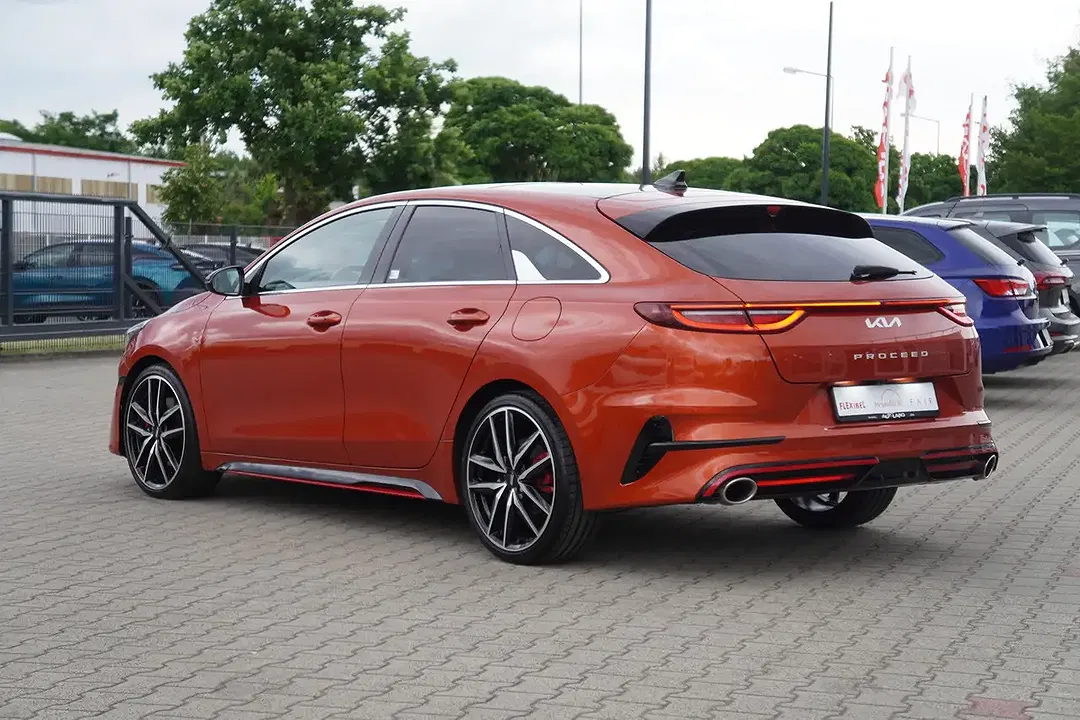 Kia ProCeed / pro_cee'd - Thumbnail 3