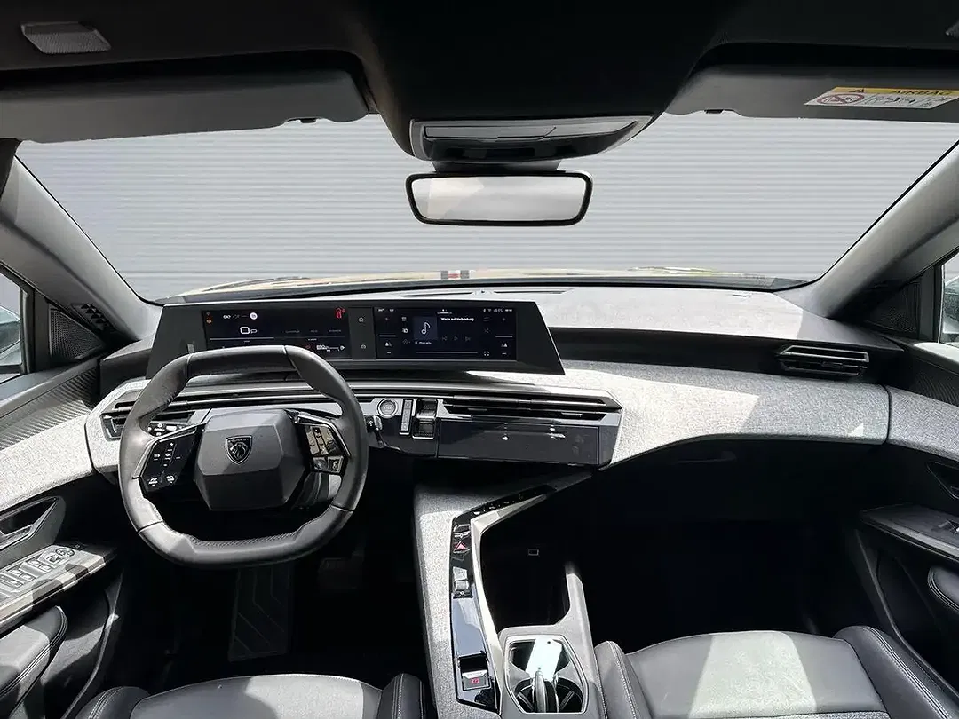 Peugeot 3008 - Thumbnail 10