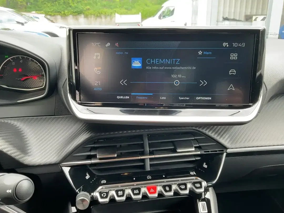 Peugeot 2008 - Thumbnail 10