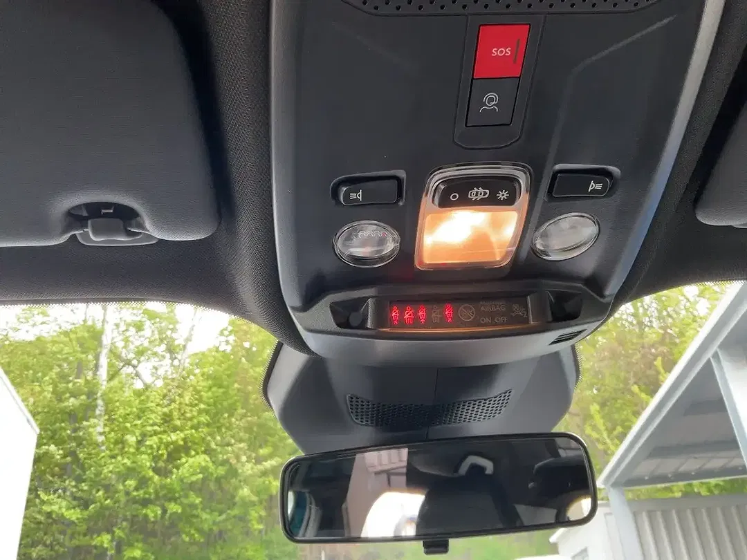 Peugeot 2008 - Thumbnail 11