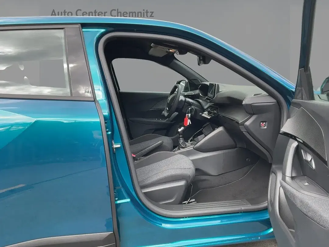 Peugeot 2008 - Thumbnail 6