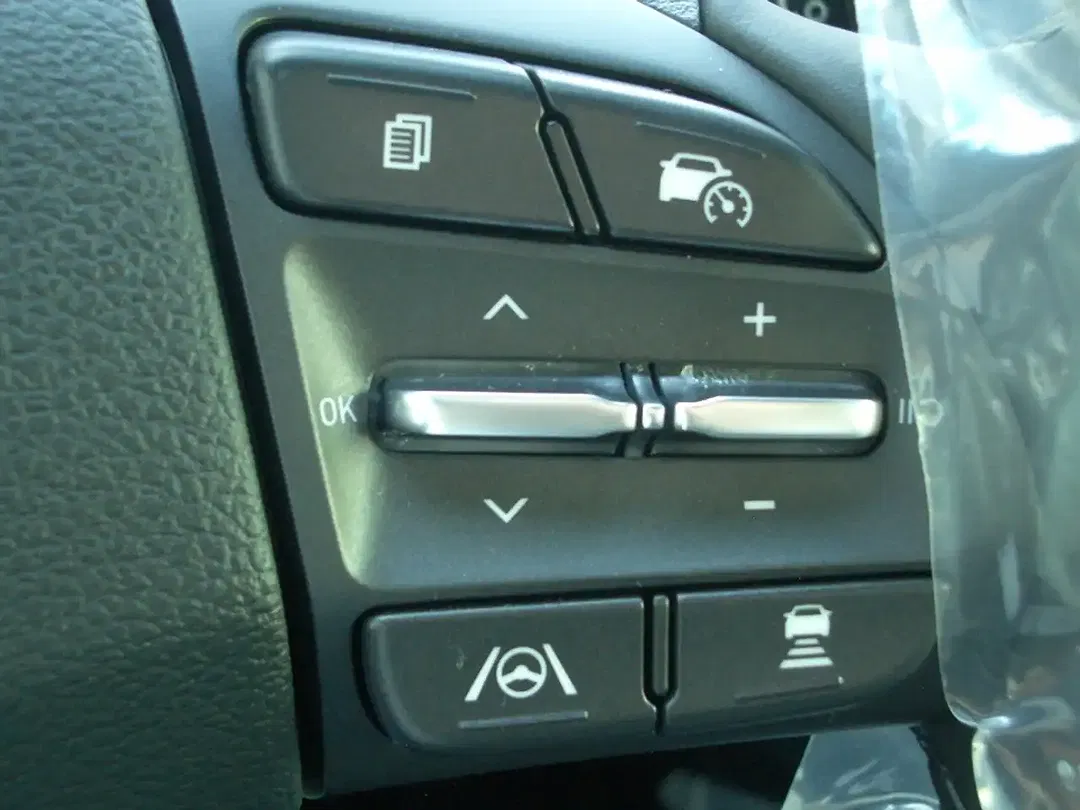Hyundai i30 - Thumbnail 13