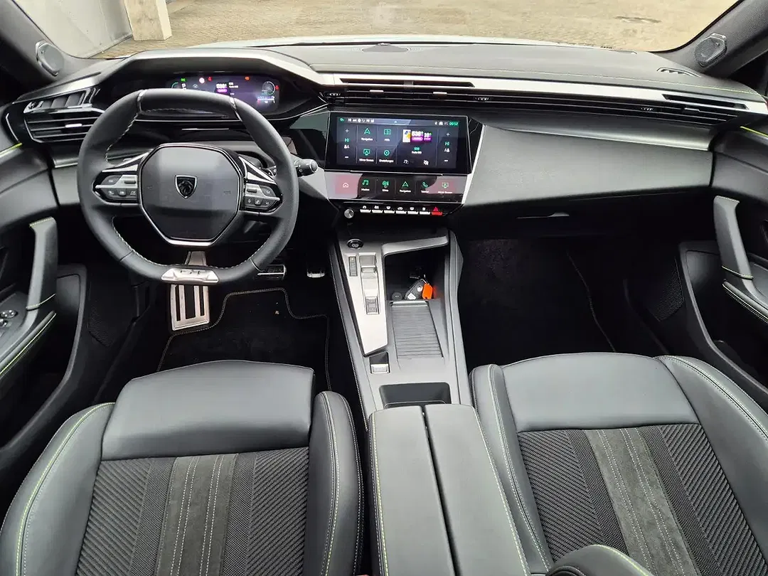 Peugeot 308 - Thumbnail 13