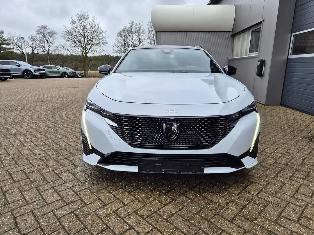 Peugeot 308 - Thumbnail 8
