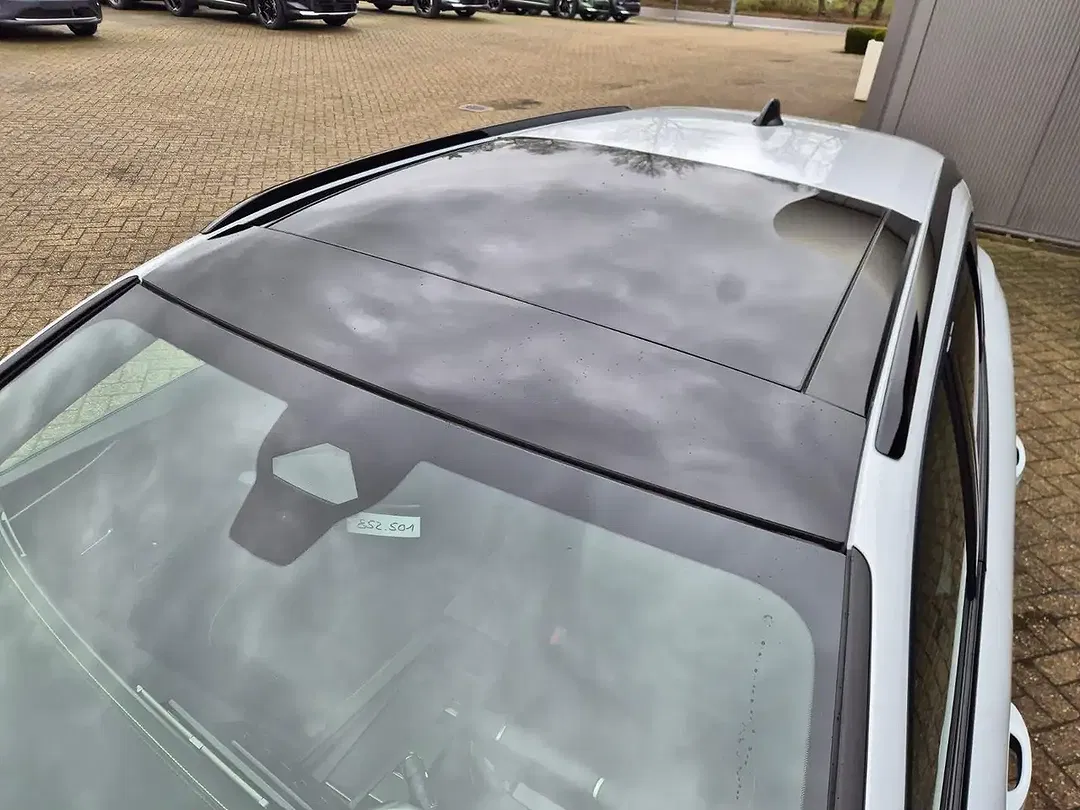 Peugeot 308 - Thumbnail 9