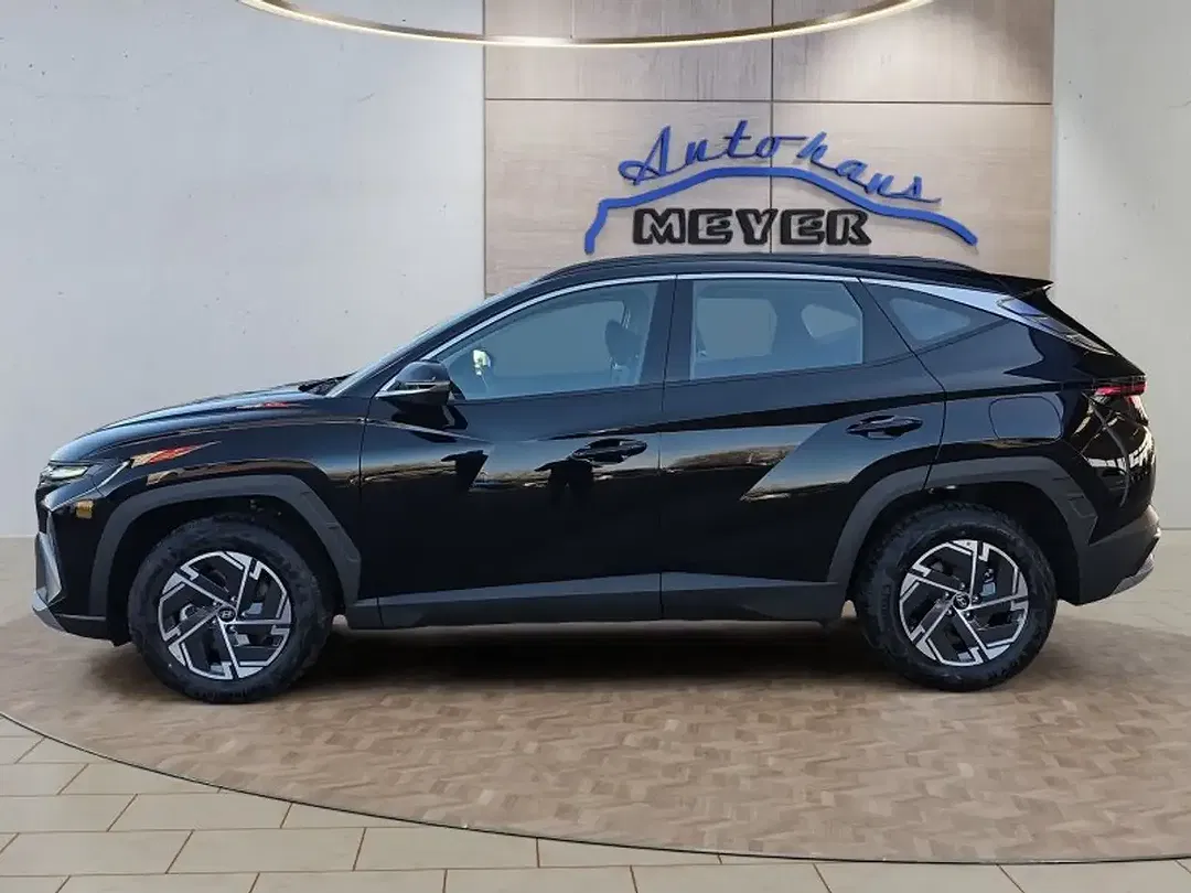 Hyundai TUCSON - Thumbnail 2