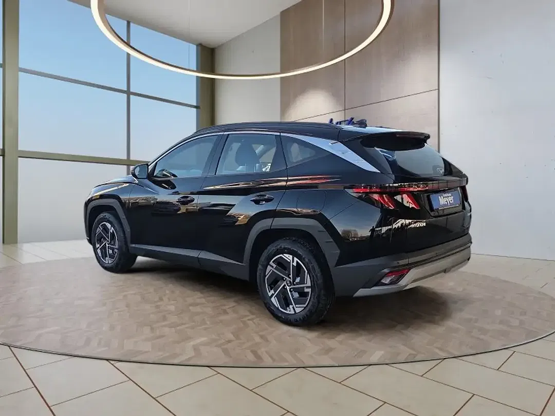 Hyundai TUCSON - Thumbnail 3