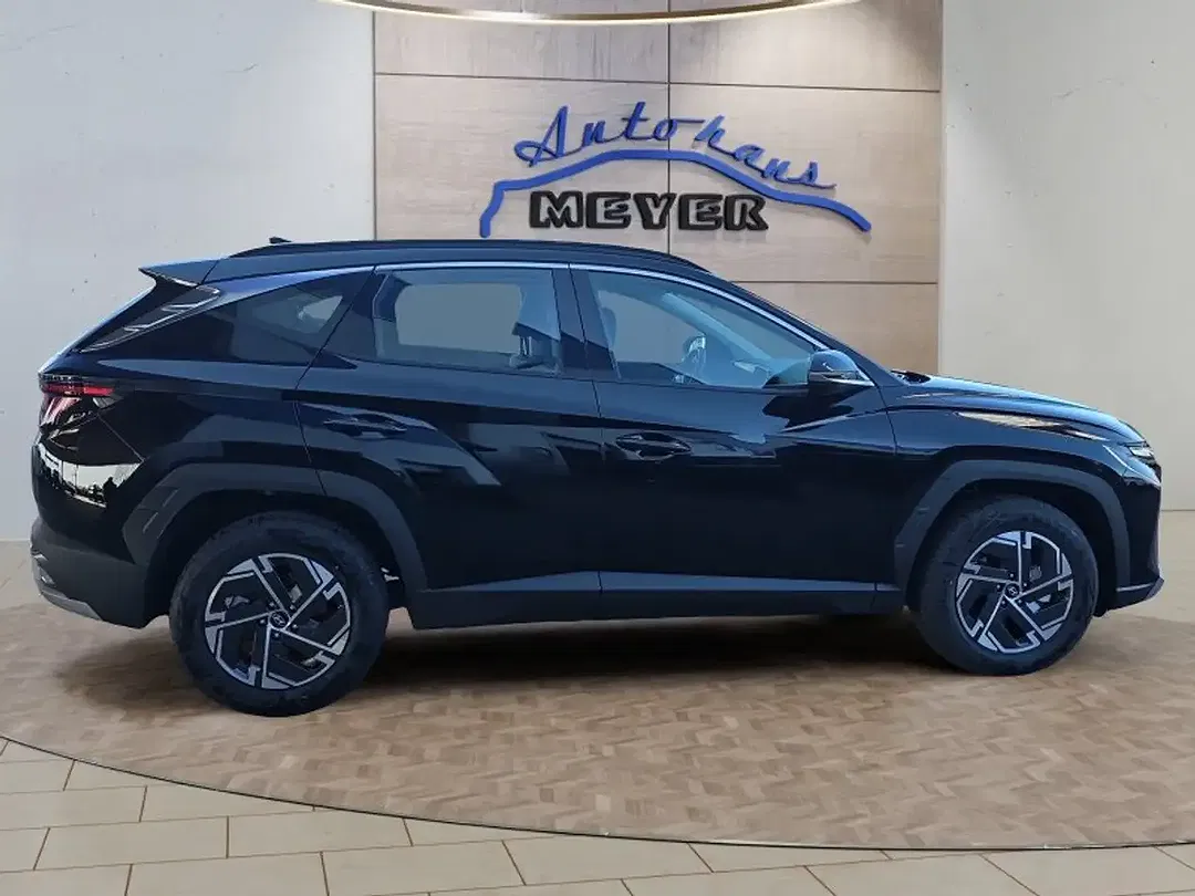 Hyundai TUCSON - Thumbnail 6