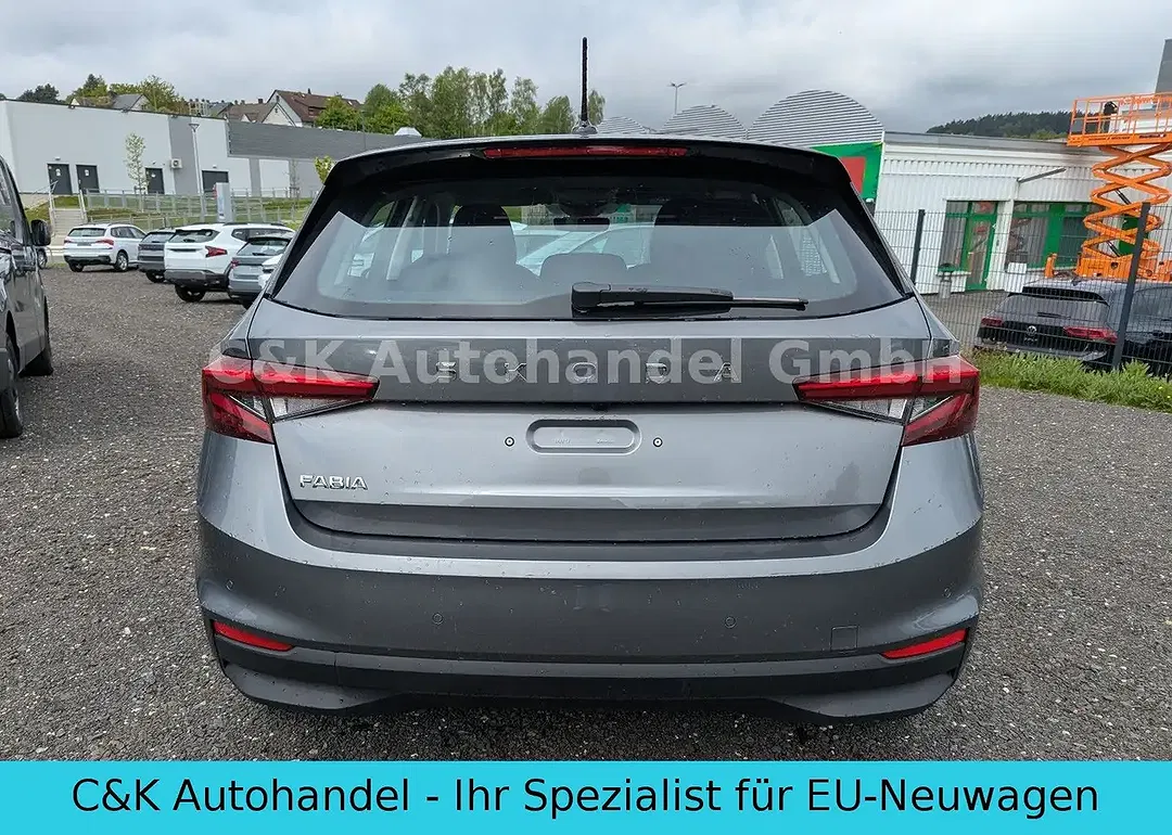 Skoda Fabia - Thumbnail 13