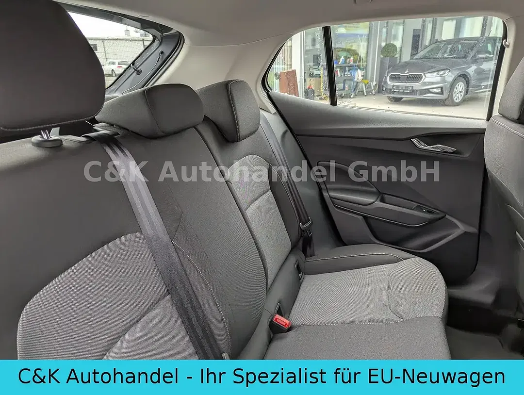 Skoda Fabia - Thumbnail 7