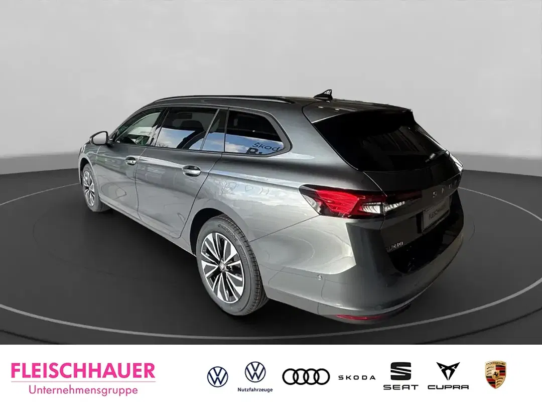 Skoda Superb - Thumbnail 3