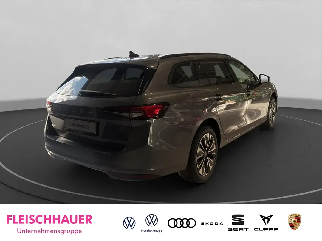 Skoda Superb - Thumbnail 5