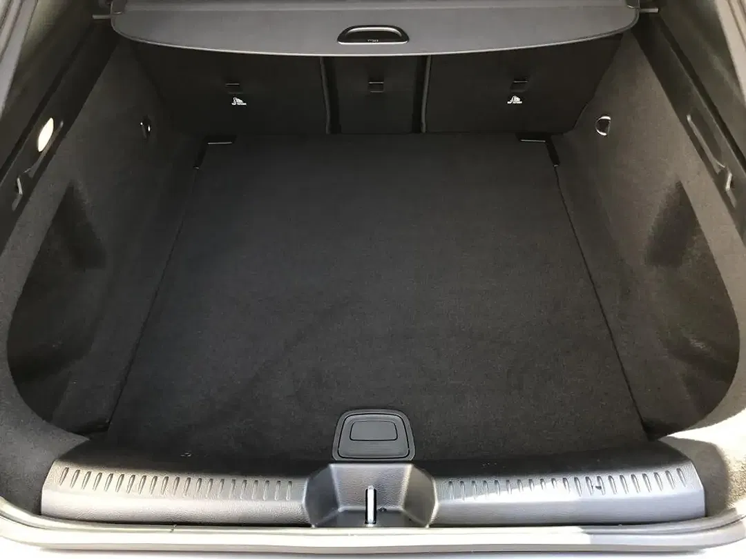 Mercedes-Benz CLA 180 - Thumbnail 12
