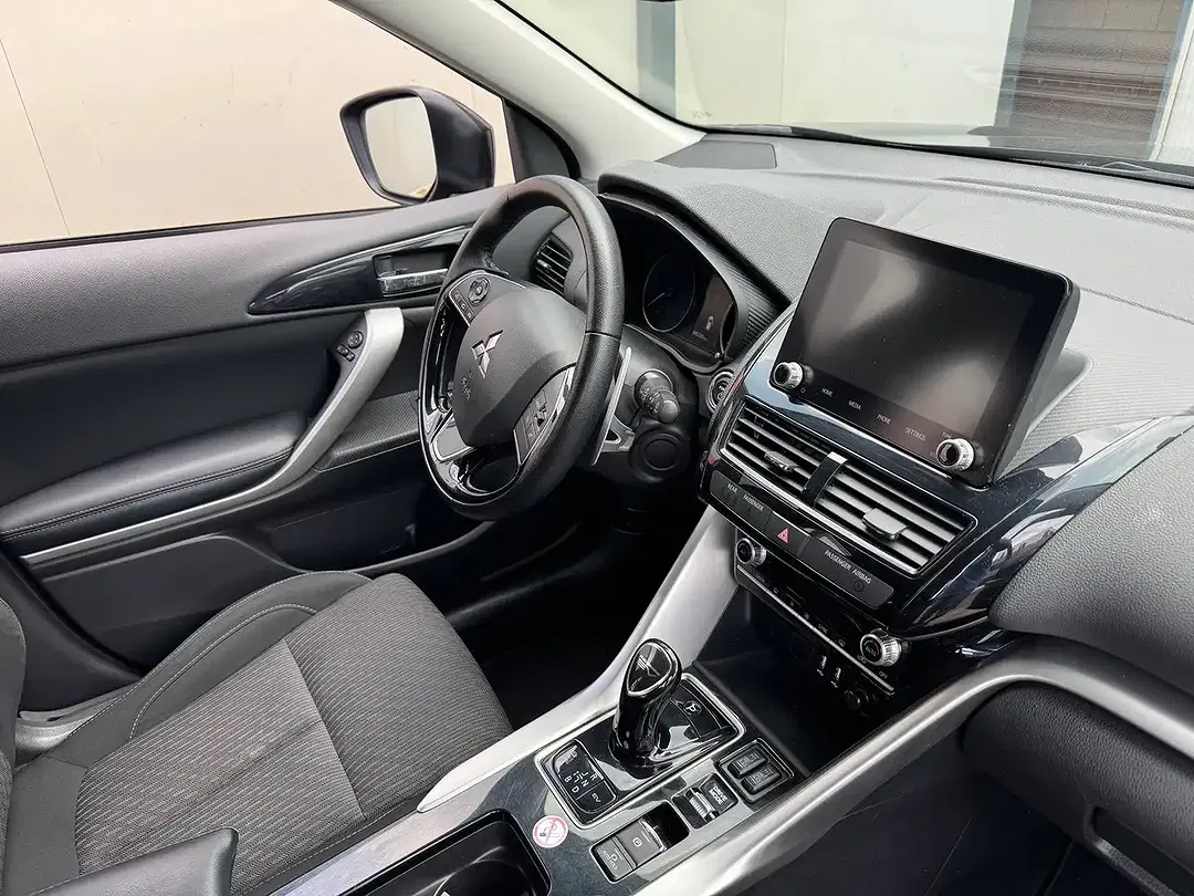 Mitsubishi Eclipse Cross - Thumbnail 10