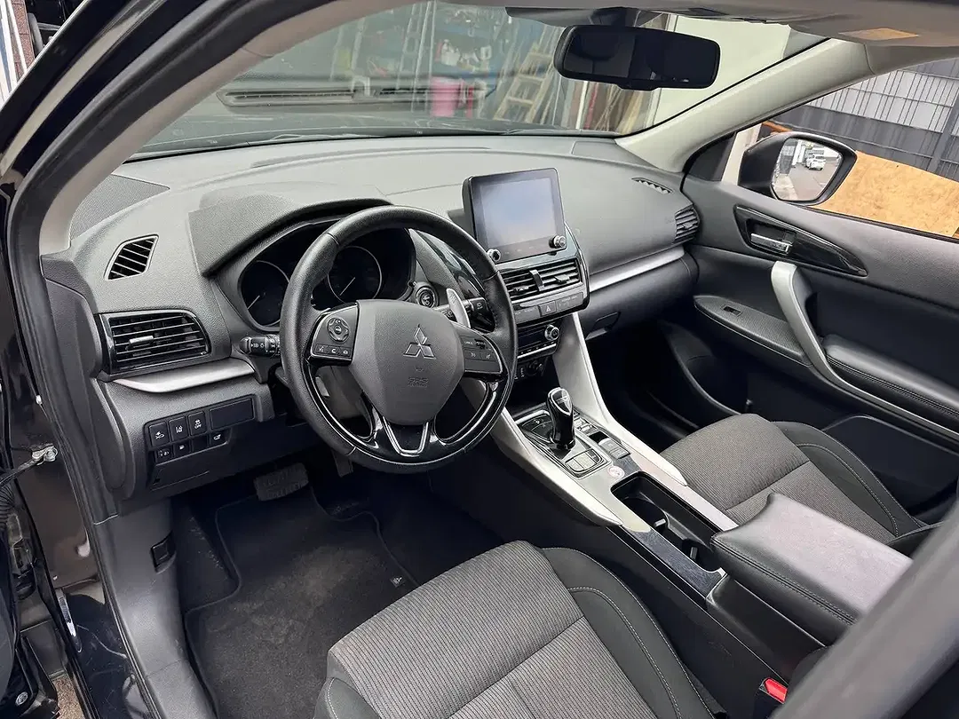 Mitsubishi Eclipse Cross - Thumbnail 13