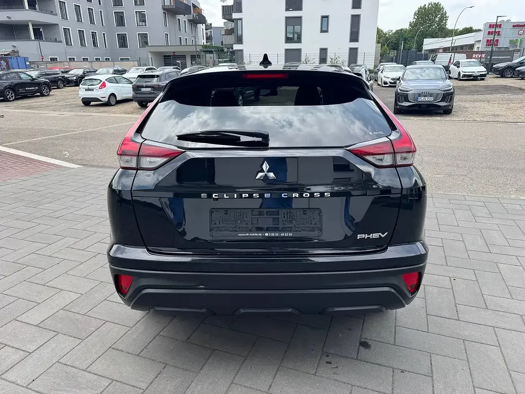 Mitsubishi Eclipse Cross - Thumbnail 5