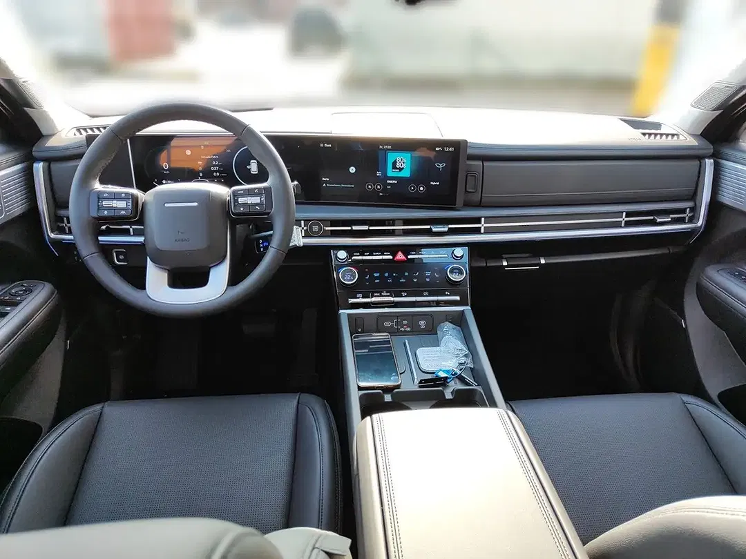 Hyundai SANTA FE - Thumbnail 11