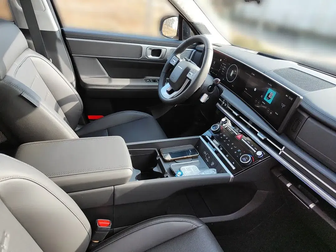 Hyundai SANTA FE - Thumbnail 14