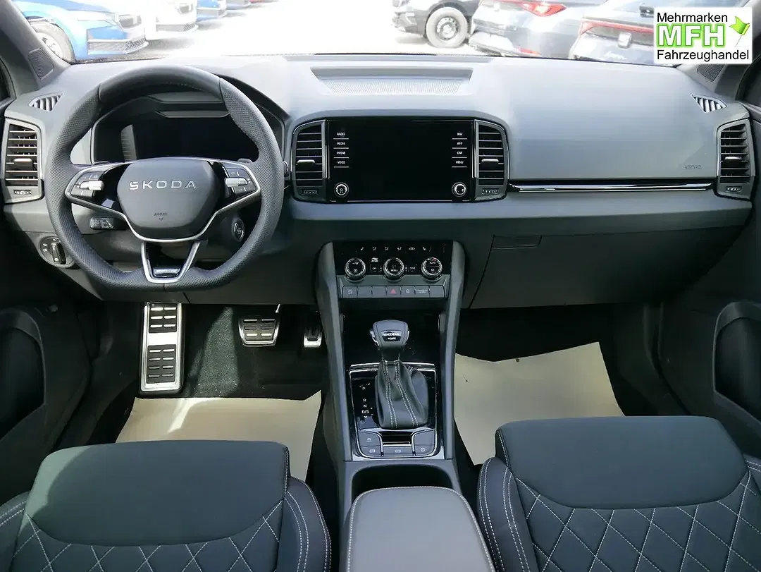 Skoda Karoq - Thumbnail 9