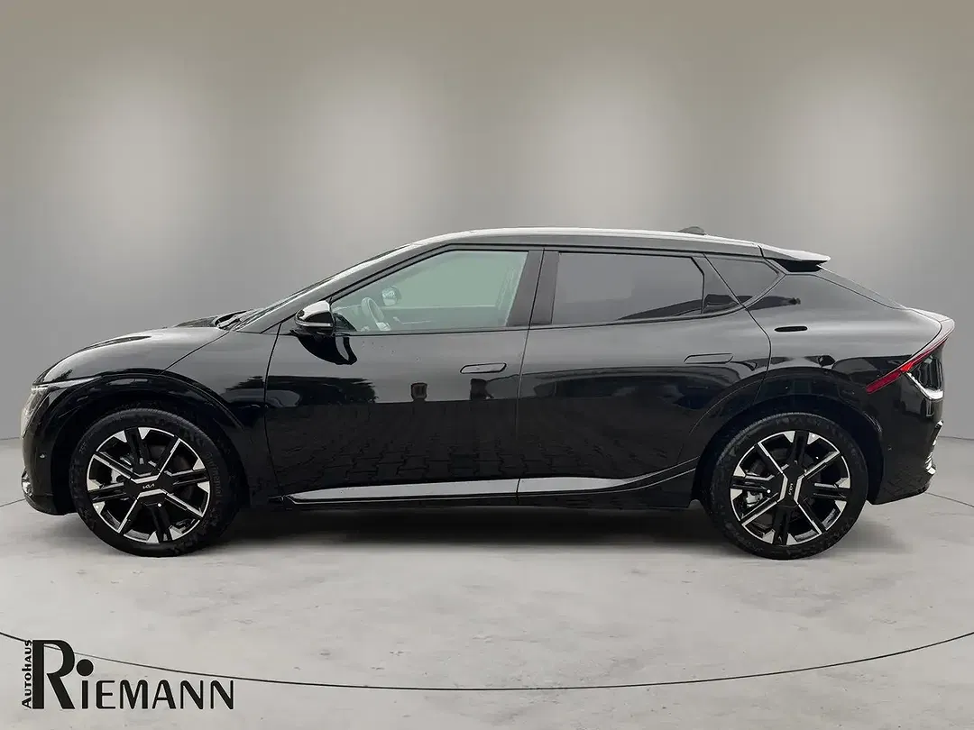 Kia EV6 - Thumbnail 6