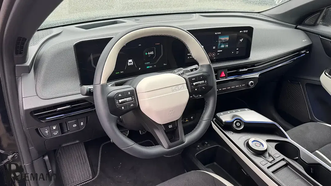 Kia EV6 - Thumbnail 7