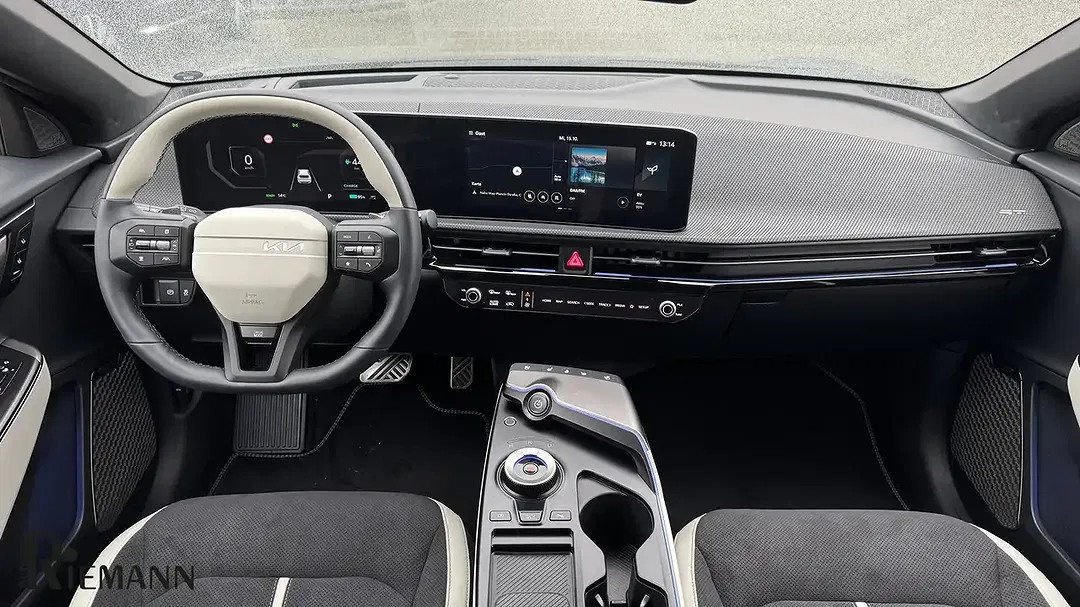 Kia EV6 - Thumbnail 8