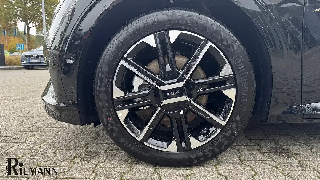 Kia EV6 - Thumbnail 9