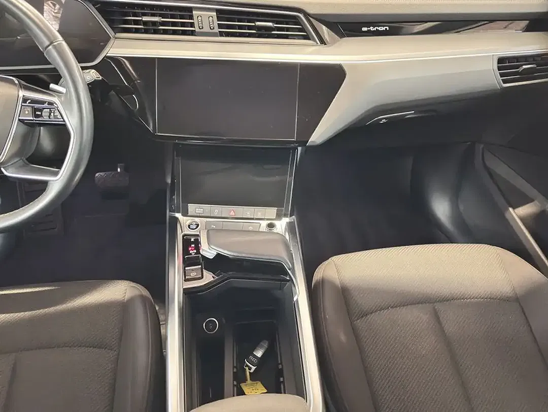 Audi e-tron - Thumbnail 15