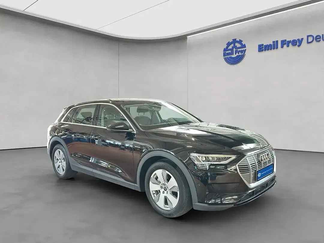 Audi e-tron - Thumbnail 9