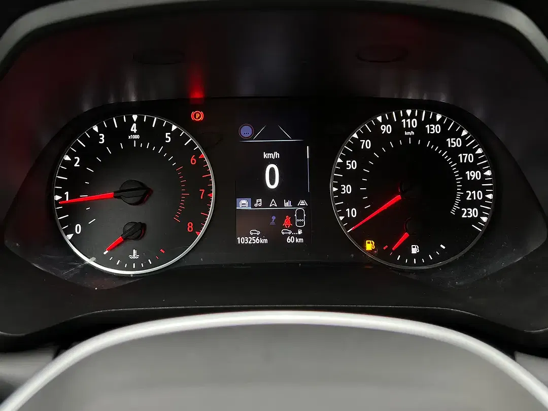 Renault Captur - Thumbnail 11